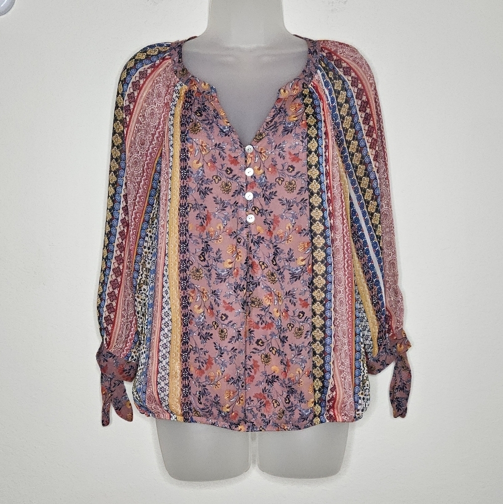 Fig & Flower Boho Cottagecore Blouson Sleeve Ditsy Floral V-Neck Blouse